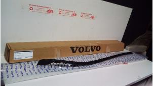 Gebruikte Sierstrip Volvo V40 Prijs € 50,00 Margeregeling aangeboden door de Graaf autodemontage B.V.