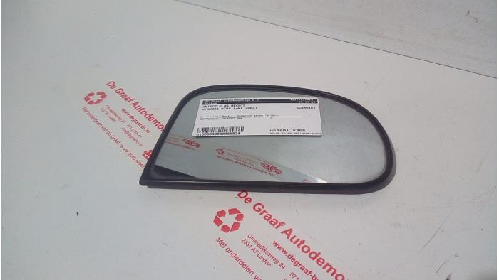 Spiegelglas rechts van een Hyundai Atos 1.1 12V 2004