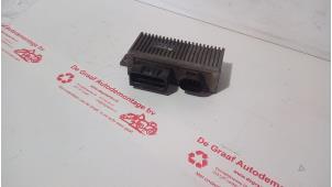 Gebruikte Gloeirelais Renault Kangoo Express (FC) 1.9 D 55 Prijs € 20,00 Margeregeling aangeboden door de Graaf autodemontage B.V.