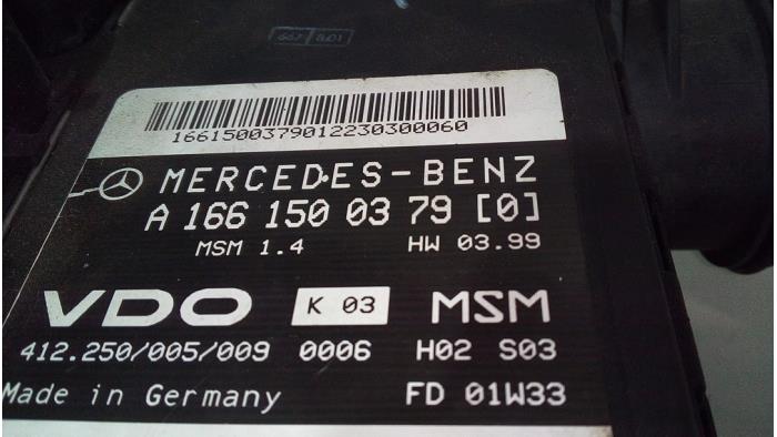 Luchtmassameter van een Mercedes-Benz A (W169) 2.0 A-200 CDI 16V 3-Drs. 2005