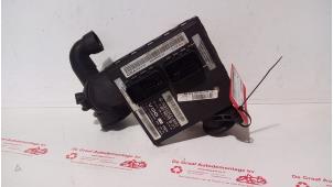 Gebruikte Luchtmassameter Mercedes A (W168) 1.6 A-160 Prijs € 120,00 Margeregeling aangeboden door de Graaf autodemontage B.V.