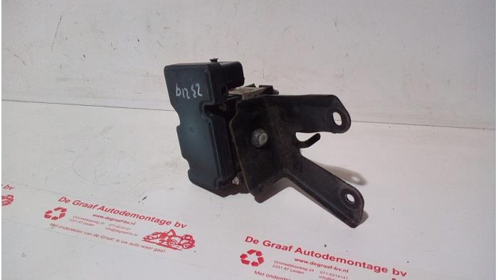 ABS Pomp van een Citroën C1 1.0 12V 2012