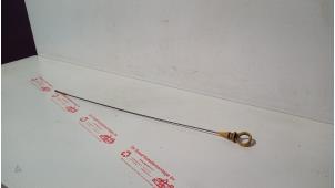 Gebruikte Peilstok Olie Volvo C30 (EK/MK) 1.6 D 16V Prijs € 15,00 Margeregeling aangeboden door de Graaf autodemontage B.V.