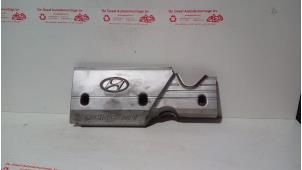 Gebruikte Afdekplaat motor Hyundai Accent 1.4i 16V Prijs € 20,00 Margeregeling aangeboden door de Graaf autodemontage B.V.