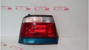 Gebruikte Achterlicht links Toyota Corolla (E10) 1.3 XLi 16V Prijs € 30,00 Margeregeling aangeboden door de Graaf autodemontage B.V.