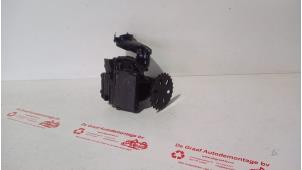 Gebruikte Oliepomp Renault Trafic (1FL/2FL/3FL/4FL) 1.6 dCi 95 Prijs € 65,00 Margeregeling aangeboden door de Graaf autodemontage B.V.
