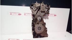 Gebruikte Distributiedeksel Renault Clio IV (5R) 0.9 Energy TCE 90 12V Prijs € 50,00 Margeregeling aangeboden door de Graaf autodemontage B.V.