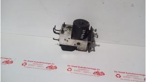 Gebruikte ABS Pomp Mercedes E Combi (S210) 2.4 E-240 V6 18V Prijs € 40,00 Margeregeling aangeboden door de Graaf autodemontage B.V.