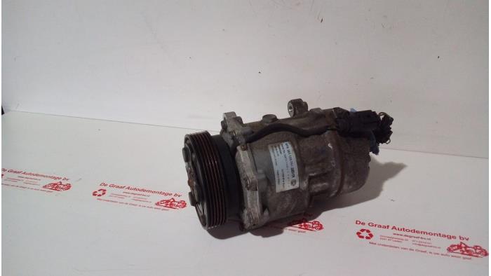 Gebruikte Aircopomp Volkswagen Golf IV (1J1) 1.6 Prijs € 65,00 Margeregeling aangeboden door de Graaf autodemontage B.V.