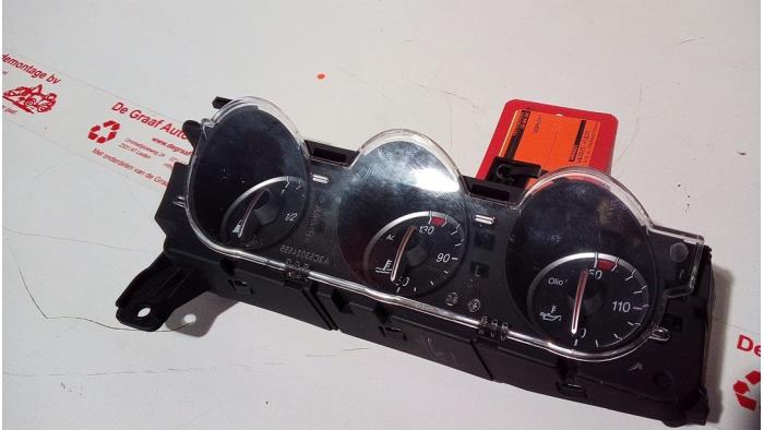 Gebruikte Display Interieur Alfa Romeo 159 (939AX) 2.2 JTS 16V Prijs € 40,00 Margeregeling aangeboden door de Graaf autodemontage B.V.