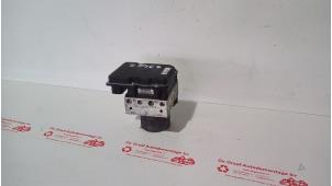 Gebruikte ABS Pomp Citroen C4 Grand Picasso (UA) 1.6 16V THP Sensodrive,GT THP Prijs € 85,00 Margeregeling aangeboden door de Graaf autodemontage B.V.