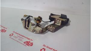 Gebruikte Slotmechaniek Portier 4Deurs links-voor Chevrolet Matiz 0.8 S,SE Prijs € 25,00 Margeregeling aangeboden door de Graaf autodemontage B.V.