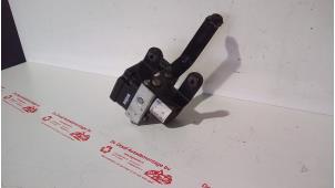 Gebruikte ABS Pomp Ford Focus C-Max 1.8 16V Prijs € 40,00 Margeregeling aangeboden door de Graaf autodemontage B.V.