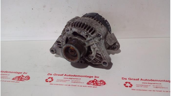 Gebruikte Dynamo Nissan Micra (K11) 1.0 L,LX 16V Prijs € 30,00 Margeregeling aangeboden door de Graaf autodemontage B.V.