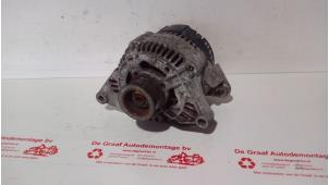 Gebruikte Dynamo Nissan Micra (K11) 1.0 L,LX 16V Prijs € 30,00 Margeregeling aangeboden door de Graaf autodemontage B.V.