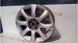 Gebruikte Velg Peugeot 807 3.0 V6 24V Prijs € 50,00 Margeregeling aangeboden door de Graaf autodemontage B.V.