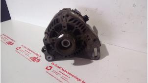 Gebruikte Dynamo Volkswagen Golf III Cabrio (1E) 1.8,Avantgarde Prijs € 35,00 Margeregeling aangeboden door de Graaf autodemontage B.V.