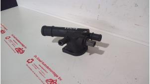 Gebruikte Thermostaathuis Volkswagen Caddy III (2KA,2KH,2CA,2CH) 2.0 SDI Prijs € 25,00 Margeregeling aangeboden door de Graaf autodemontage B.V.