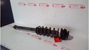 Gebruikte Schokdemperpoot rechts-achter Ford Ka I 1.3i Prijs € 25,00 Margeregeling aangeboden door de Graaf autodemontage B.V.