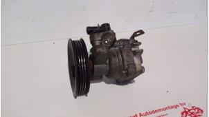 Gebruikte Stuurpomp Kia Picanto (BA) 1.0 12V Prijs € 25,00 Margeregeling aangeboden door de Graaf autodemontage B.V.