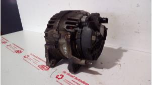 Gebruikte Dynamo Volkswagen Golf V (1K1) 1.6 FSI 16V Prijs € 35,00 Margeregeling aangeboden door de Graaf autodemontage B.V.