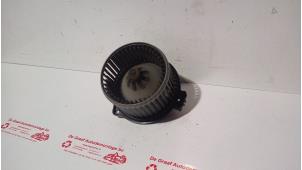 Gebruikte Aanjager Daihatsu Sirion 2 (M3) 1.0 12V DVVT Prijs € 25,00 Margeregeling aangeboden door de Graaf autodemontage B.V.