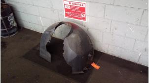 Gebruikte Slijkweerder Ford Kuga I 2.0 TDCi 16V 140 4x4 Prijs € 40,00 Margeregeling aangeboden door de Graaf autodemontage B.V.