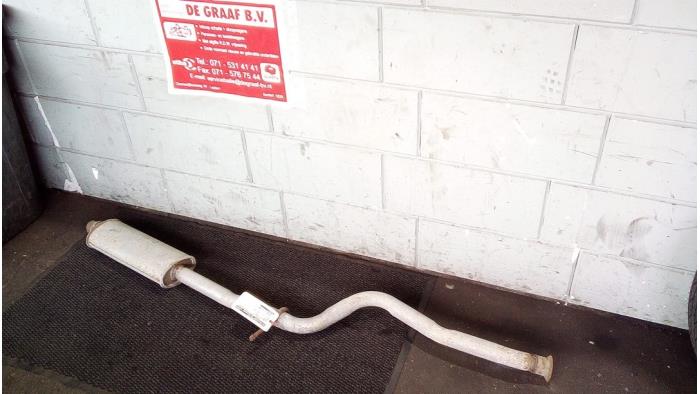 Gebruikte Uitlaat Middendemper Peugeot 205 II (20A/C) 1.4 Prijs € 30,00 Margeregeling aangeboden door de Graaf autodemontage B.V.