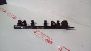 Gebruikte Verstuiver brug Ford Ka I 1.3i Prijs € 50,00 Margeregeling aangeboden door de Graaf autodemontage B.V.