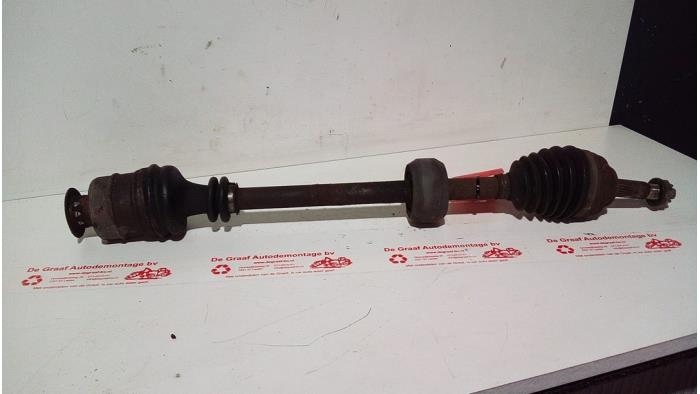 Gebruikte Steekas rechts-voor Renault Clio (B/C57/357/557/577) 1.2 Eco Kat. Prijs € 35,00 Margeregeling aangeboden door de Graaf autodemontage B.V.