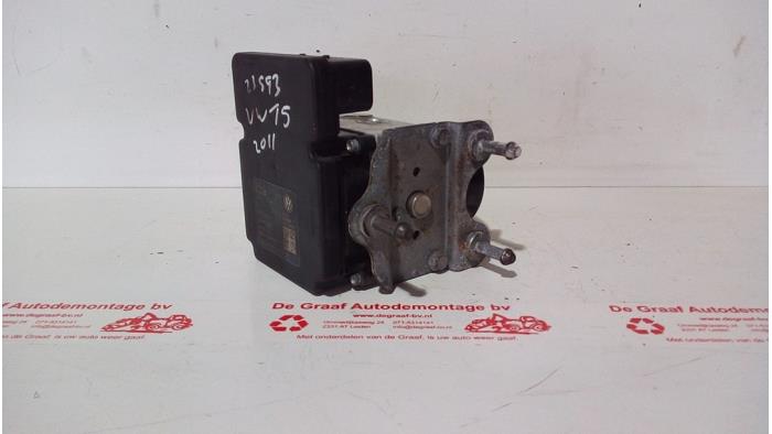 Gebruikte ABS Pomp Volkswagen Transporter T5 2.0 TDI DRF Prijs € 125,00 Margeregeling aangeboden door de Graaf autodemontage B.V.