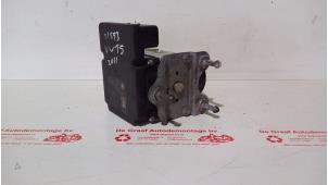 Gebruikte ABS Pomp Volkswagen Transporter T5 2.0 TDI DRF Prijs € 125,00 Margeregeling aangeboden door de Graaf autodemontage B.V.