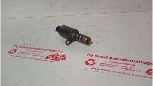 Gebruikte Nokkenas Sensor Peugeot 207 SW (WE/WU) 1.4 16V Vti Prijs € 20,00 Margeregeling aangeboden door de Graaf autodemontage B.V.