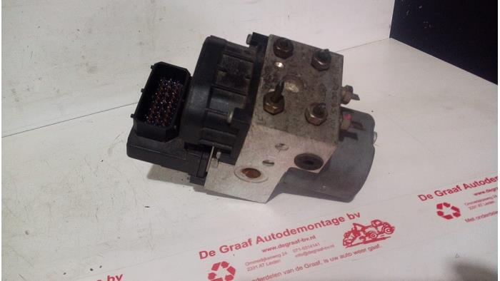 Gebruikte ABS Pomp Ford Transit 2.0 TDdi 16V 260S Prijs € 50,00 Margeregeling aangeboden door de Graaf autodemontage B.V.