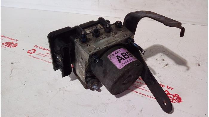 Gebruikte ABS Pomp Hyundai i30 (FD) 1.4 CVVT 16V Prijs € 65,00 Margeregeling aangeboden door de Graaf autodemontage B.V.