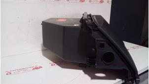 Gebruikte Dashboardkastje Renault Megane II Grandtour (KM) 2.0 16V Prijs € 50,00 Margeregeling aangeboden door de Graaf autodemontage B.V.