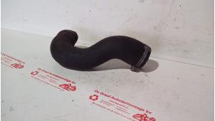 Gebruikte Intercooler Slang Ford Transit 2.2 TDCi 16V Prijs € 25,00 Margeregeling aangeboden door de Graaf autodemontage B.V.