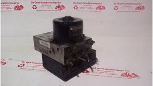 Gebruikte ABS Pomp Jaguar XJ8 (X308) 3.2 V8 32V Executive,Sport Prijs € 150,00 Margeregeling aangeboden door de Graaf autodemontage B.V.