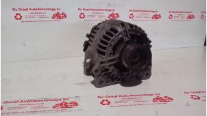 Gebruikte Dynamo Volkswagen Golf IV Variant (1J5) 1.6 16V Prijs € 30,00 Margeregeling aangeboden door de Graaf autodemontage B.V.