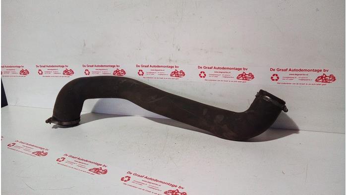 Gebruikte Intercooler Slang Peugeot Expert (222/224) 2.0 HDi 90 Prijs € 30,00 Margeregeling aangeboden door de Graaf autodemontage B.V.