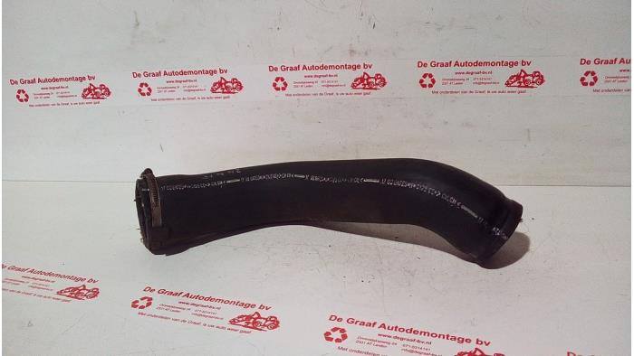 Gebruikte Intercooler Slang Peugeot Expert (222/224) 2.0 HDi 90 Prijs € 30,00 Margeregeling aangeboden door de Graaf autodemontage B.V.