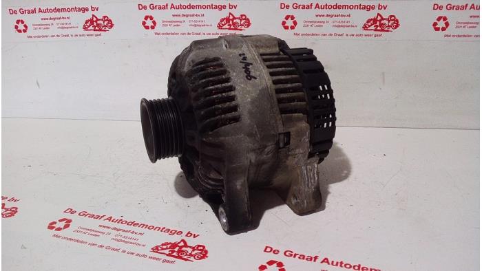 Gebruikte Dynamo Citroen C5 I Berline (DC) 1.8 16V Prijs € 50,00 Margeregeling aangeboden door de Graaf autodemontage B.V.