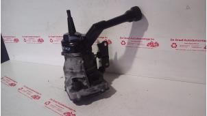 Gebruikte Servopomp Peugeot Partner Tepee (7A/B/C/D/E/F/G/J/P/S) 1.6 VTI 16V Phase 1 Prijs € 120,00 Margeregeling aangeboden door de Graaf autodemontage B.V.