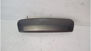 Gebruikte Achterklep Handgreep Opel Corsa D 1.3 CDTi 16V ecoFLEX Prijs € 30,00 Margeregeling aangeboden door de Graaf autodemontage B.V.