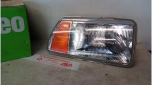 Gebruikte Rechter Koplamp Citroen Axel Prijs € 75,00 Margeregeling aangeboden door de Graaf autodemontage B.V.