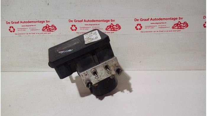 Gebruikte ABS Pomp Ford Focus 2 Wagon 1.8 16V Prijs € 65,00 Margeregeling aangeboden door de Graaf autodemontage B.V.