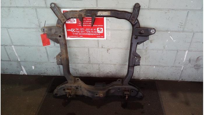 Gebruikte Subframe Opel Meriva (A) 1.6 16V Prijs € 90,00 Margeregeling aangeboden door de Graaf autodemontage B.V.