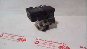 Gebruikte ABS Pomp Volkswagen Caddy III (2KA,2KH,2CA,2CH) 1.9 TDI Prijs € 50,00 Margeregeling aangeboden door de Graaf autodemontage B.V.