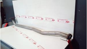 Gebruikte Uitlaat Middendemper Suzuki Alto (SH410) 1.0 GA,GL Prijs € 25,00 Margeregeling aangeboden door de Graaf autodemontage B.V.