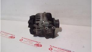 Gebruikte Dynamo Dacia Logan MCV (KS) 1.6 Prijs € 55,00 Margeregeling aangeboden door de Graaf autodemontage B.V.